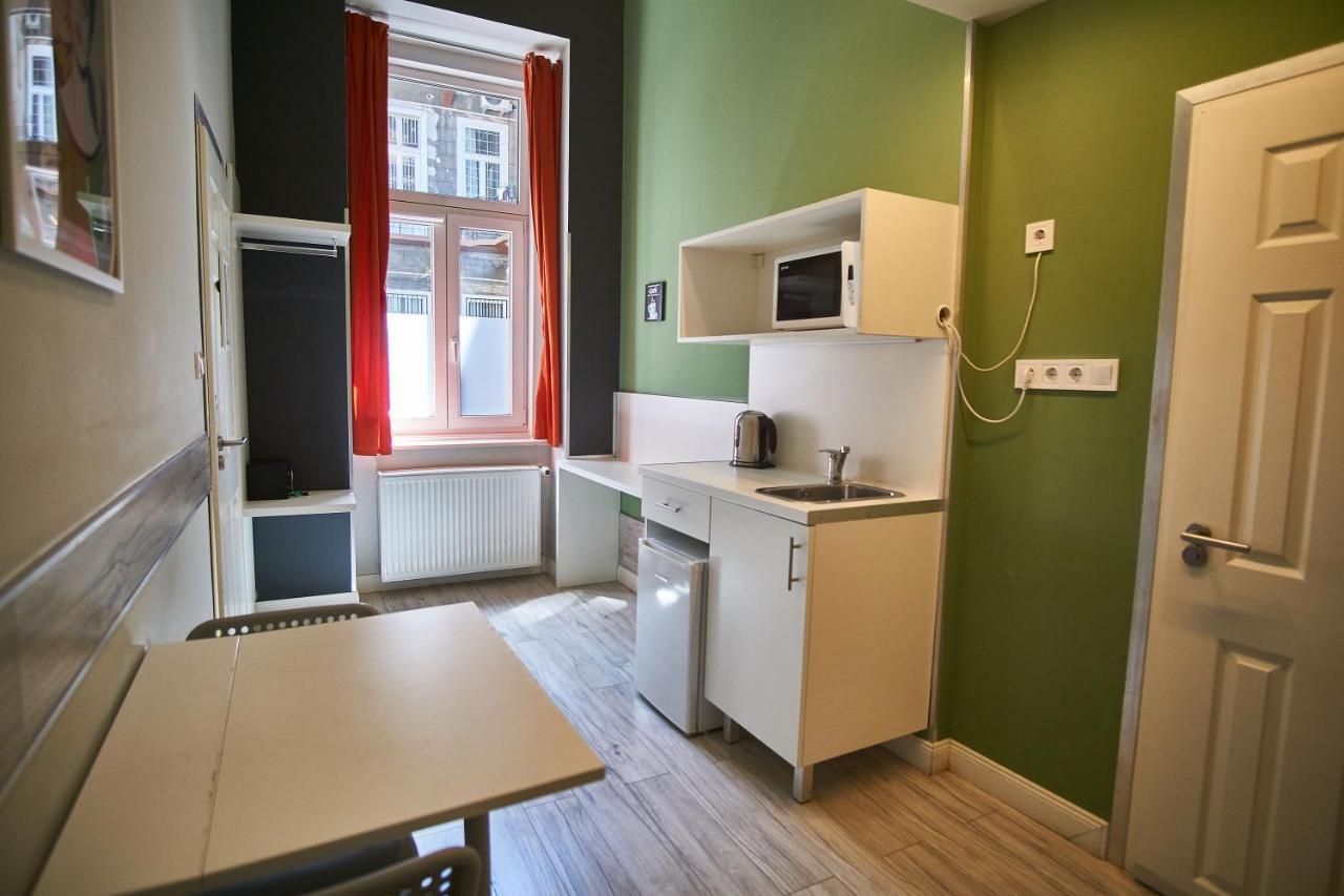 Z40 Apartments - Hostaid ブダペスト エクステリア 写真