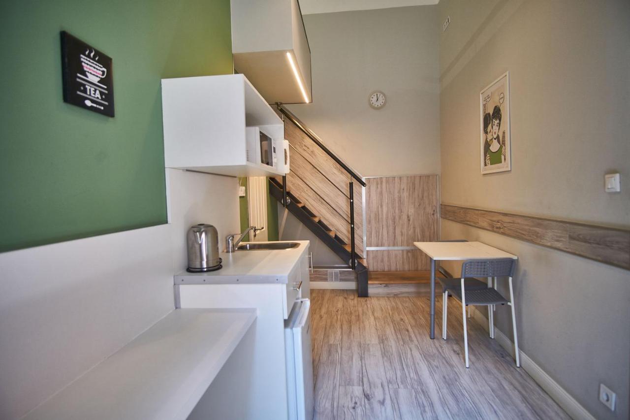 Z40 Apartments - Hostaid ブダペスト エクステリア 写真